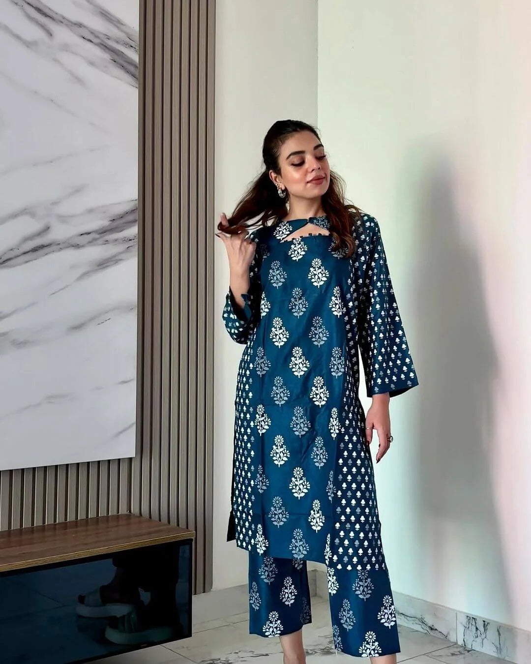 Bangali Design: Timeless Steam Printed Ensemble