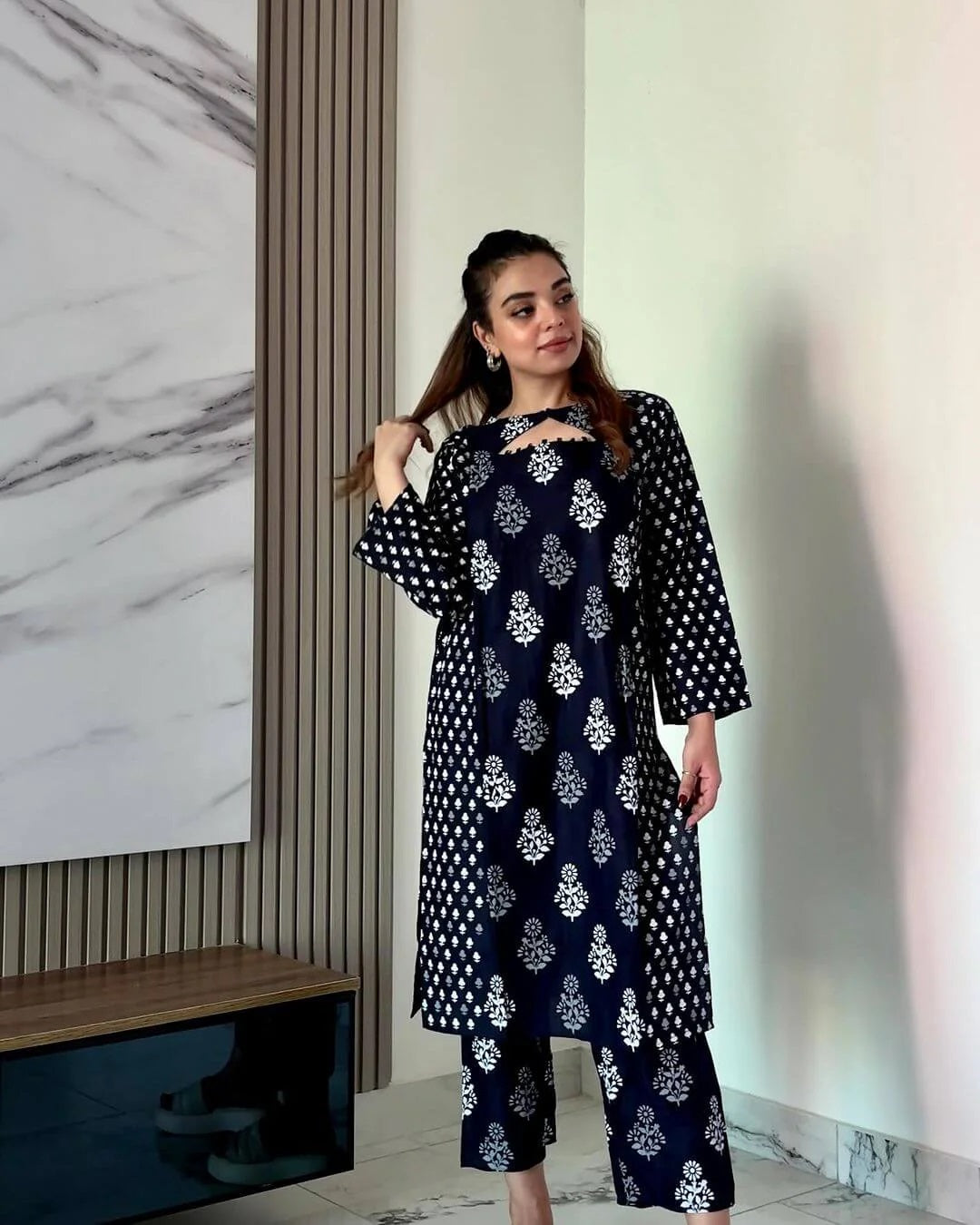 Bangali Design: Timeless Steam Printed Ensemble